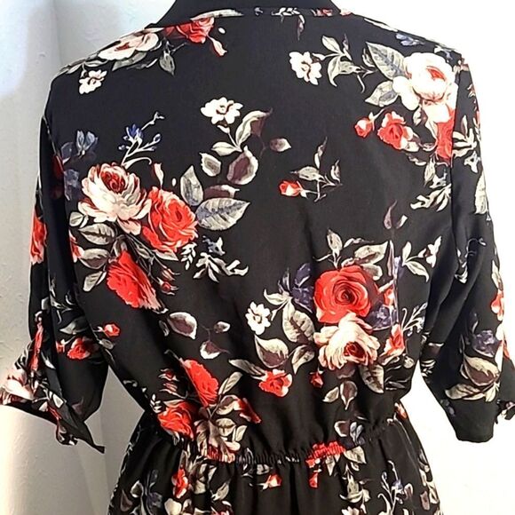 Stella Tweed Short Sleeve Black Dress Red/White Flowers Zipper Neckline,Size 1X - Picture 10 of 12
